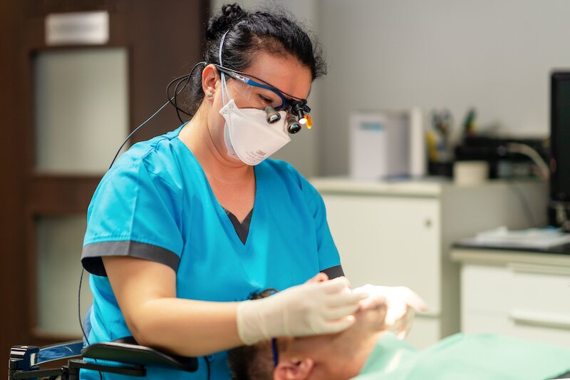 Dr. Nicoleta Miron - Clinica stomatologica, Bucuresti
